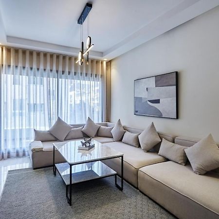 Your Home Away From Home 2 Bed Flat With Parking Casablanca Bagian luar foto