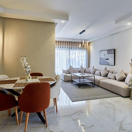 Your Home Away From Home 2 Bed Flat With Parking Casablanca Bagian luar foto